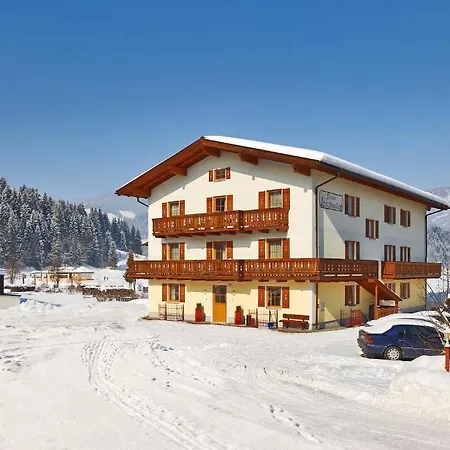 Larchenhof Guest house